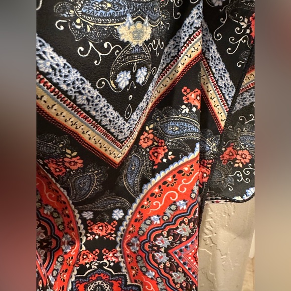 Milly Daisies Paisley Printed Kimono One size. - Picture 3 of 5